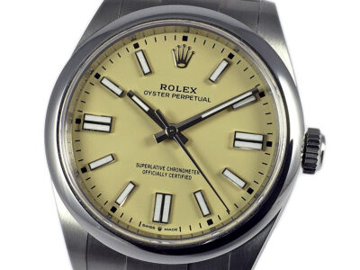 RELOJ Rolex Oyster Perpetual 134300 - Beige Dial
